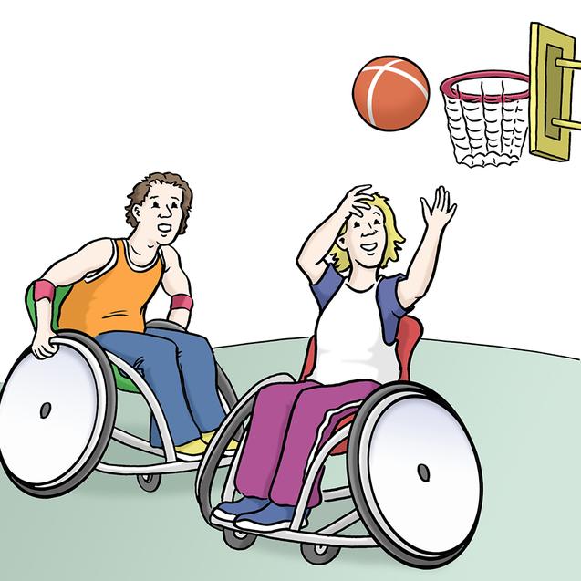 Zwei Personen im Rollstuhl spielen Basketball. Eine wirft einen Ball Richtung Korb, w&auml;hrend die andere zuschaut.
